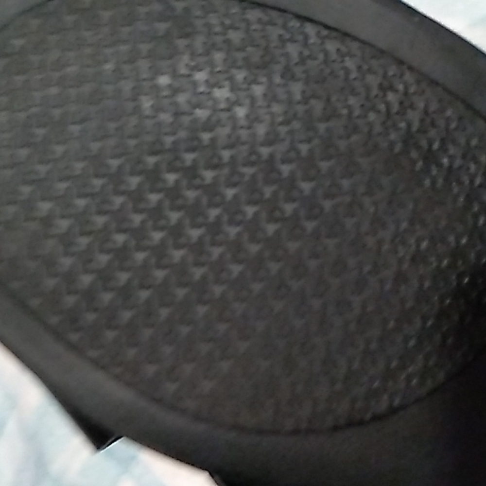 Black Comfortview Sandels. 7.5 wide. - Picture 12 of 16